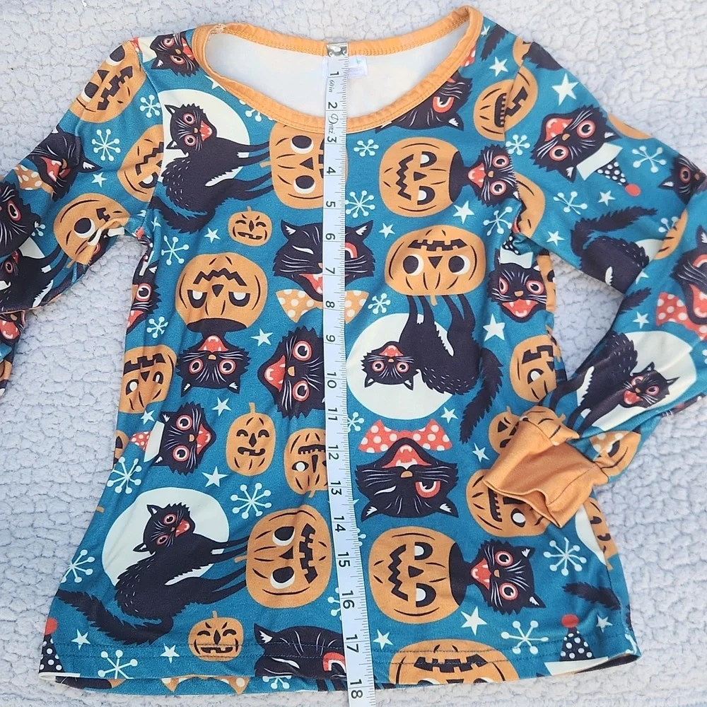SHIRLEY AND STONE, Kids Soft  Halloween Cat and Pumpkin Print Pajama Set Sz M